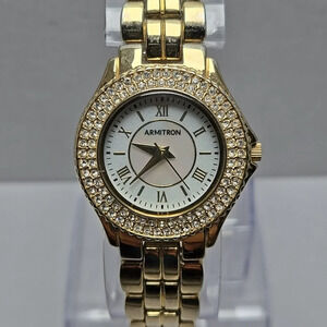 Womens Armitron Crystal Gold Tone Bezel MOP Dial New Battery 30mm 75/5332